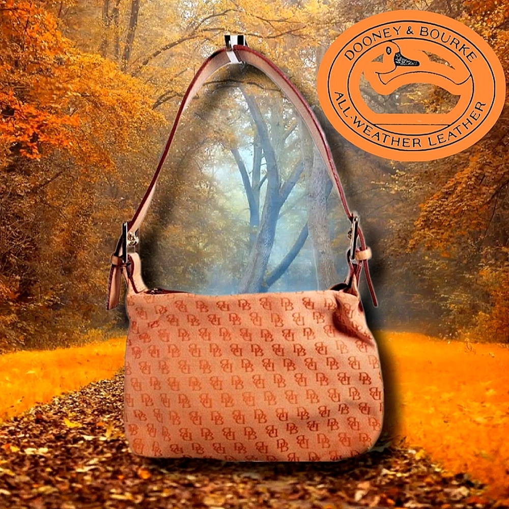 🦄⭐️Dooney & Bourke Vintage Rare Find Color  Tangerine Monogram Shoulder Bag
